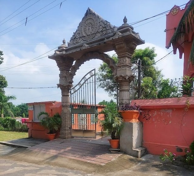 Bhagalpur_Kuppaghat_ashram_3
