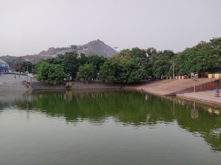 Bhagalpur_Mandar_parvat_3