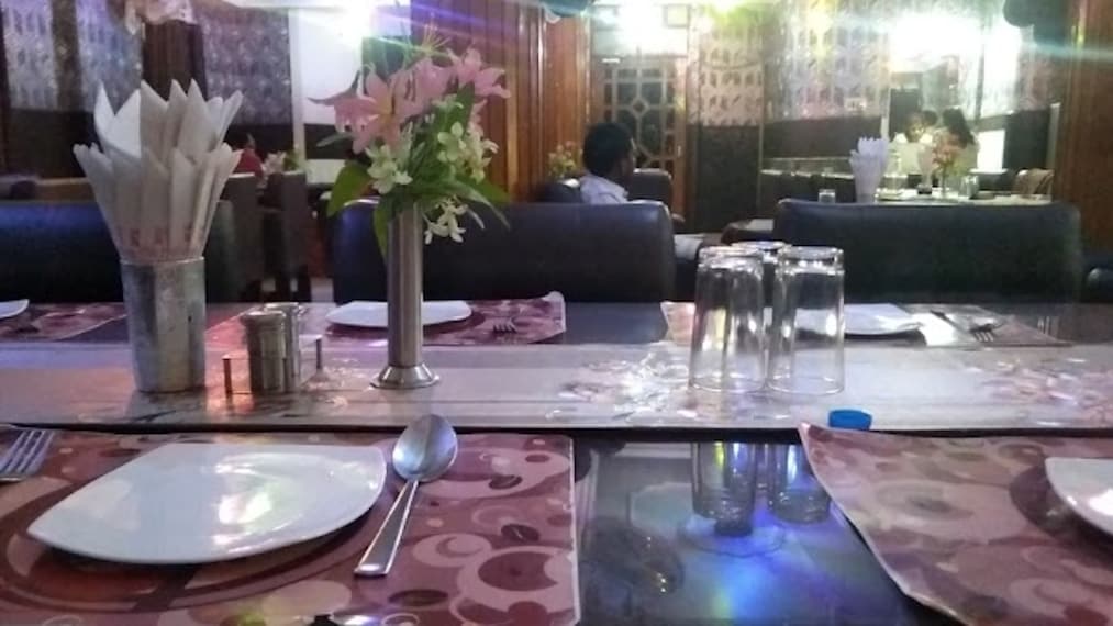 Bhagalpur_New_royal_darbar_restaurant_3