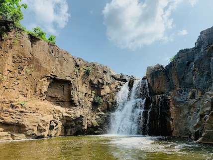 Zarwani Waterfall