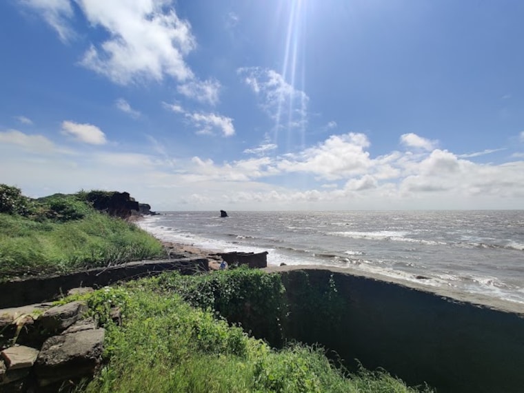 Bhavnagar_Gopnath_beach_2