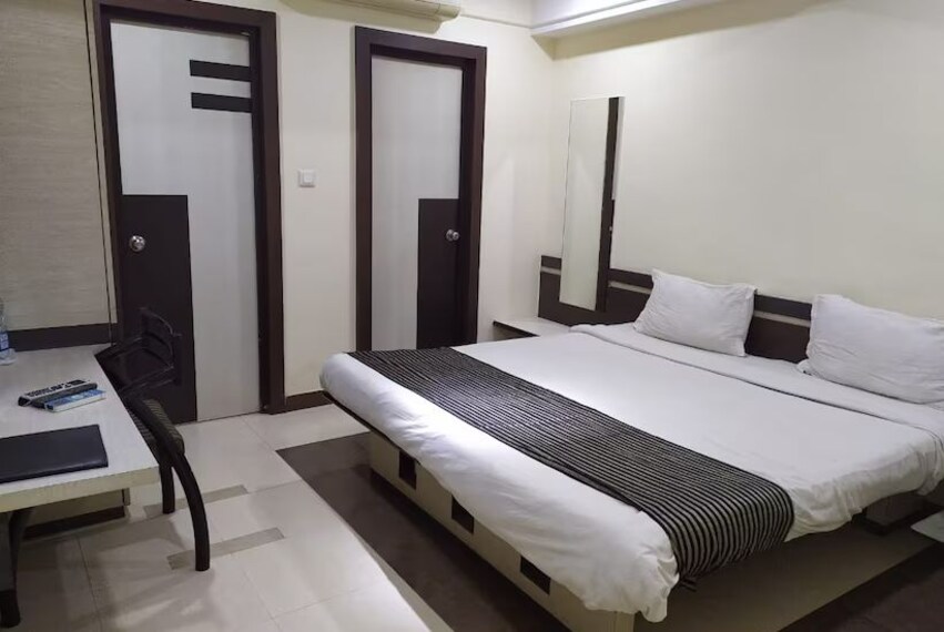 Bhilai_Hotel_central_park_2