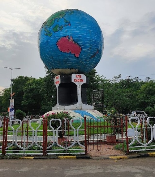 Bhilai_Rail_globe_chowk_1