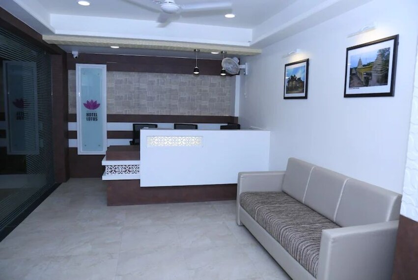 Chandrapur_Lotus_hotel_3