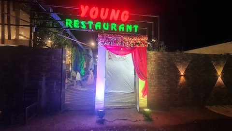 New Young Restaurant