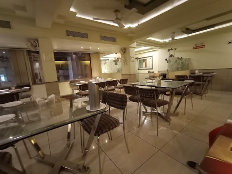 Chandrapur_Ruchida_restaurant_2