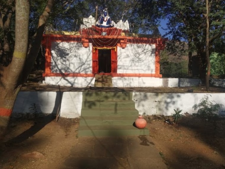 Chitradurga_Adumalleshwara_temple_1