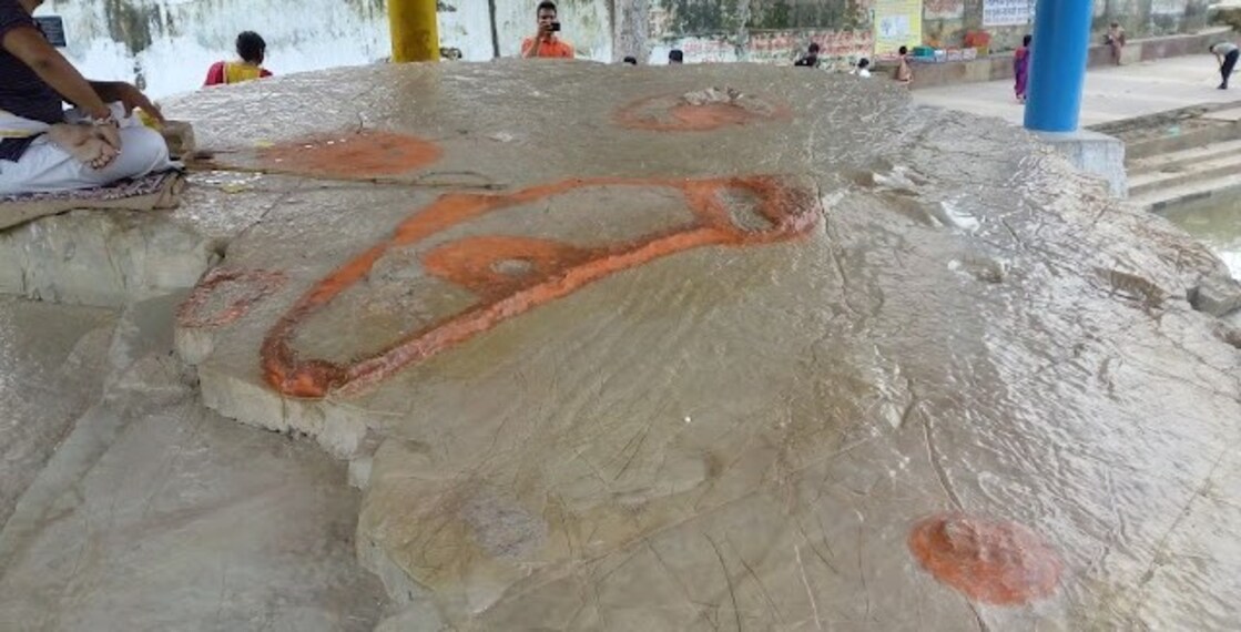 Chitrakoot_Sphatik_shila_2