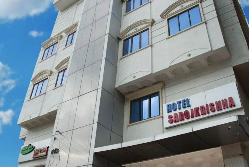 Chittoor_Hotel_saroj_krishna_1