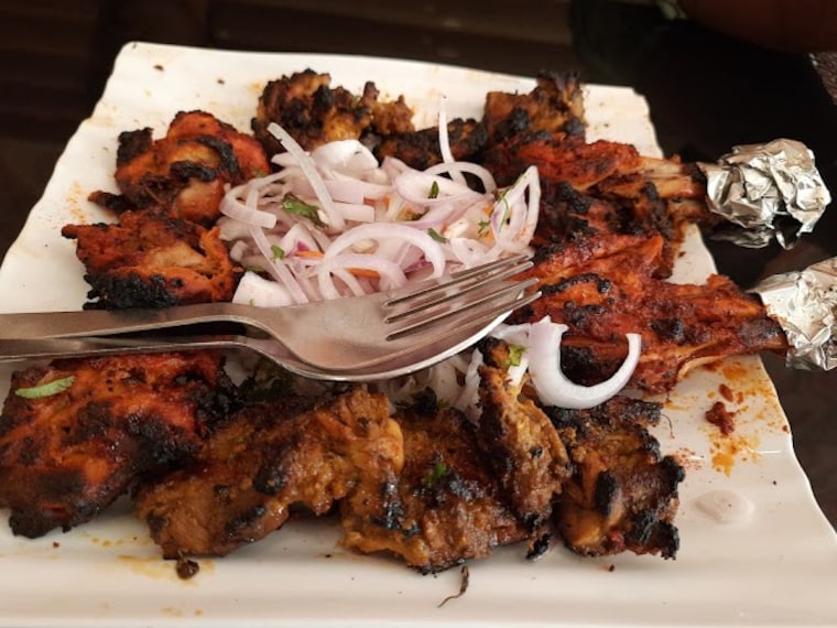 Chittoor_Lazeez_multi_cuisine_restaurant_2