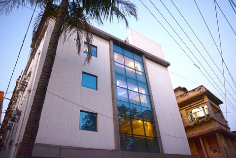 Hotel S G International