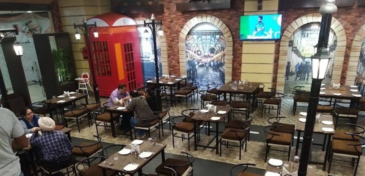 Dhanbad_London_street_bistro_1