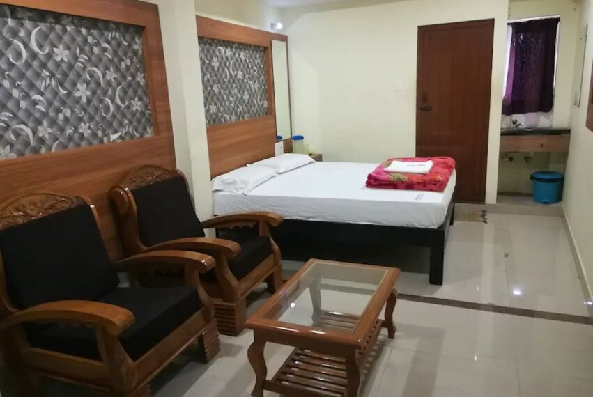 Dharmapuri_Kaveri_lodging_house_2
