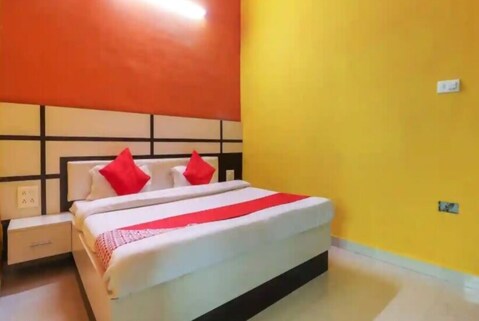 Hotel Raj Resort and Restaurant