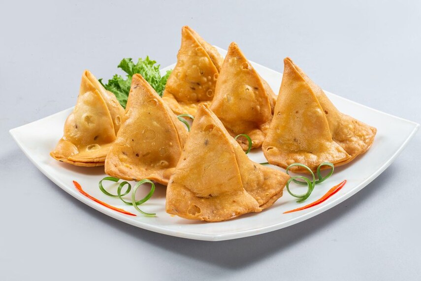 Etawah_Panchu_ke_samose_1