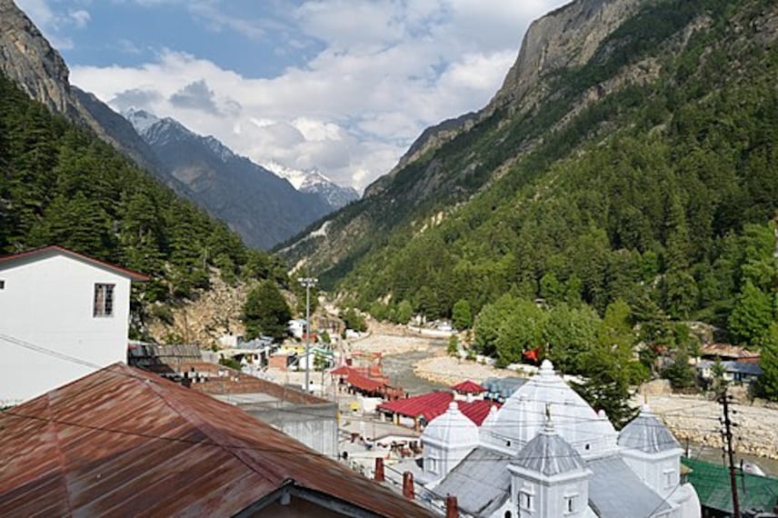 Gangotri_temple_4