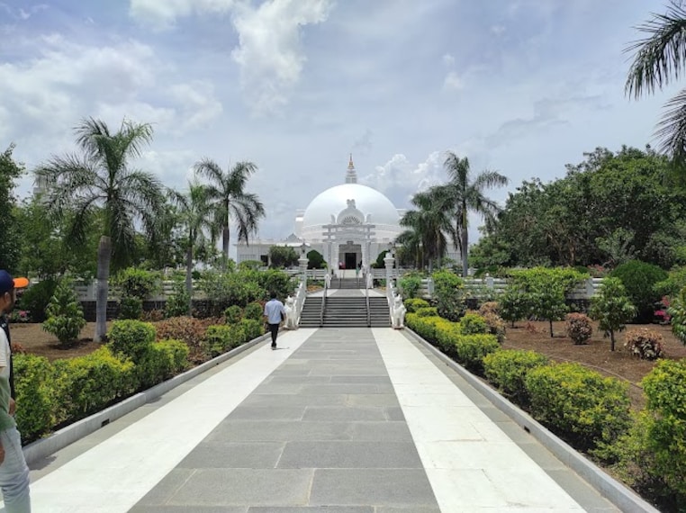 Gulbarga_Buddha_vihar_1