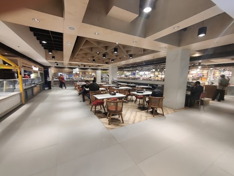 Hisar_Aangan_restaurant_&_party_hall_3