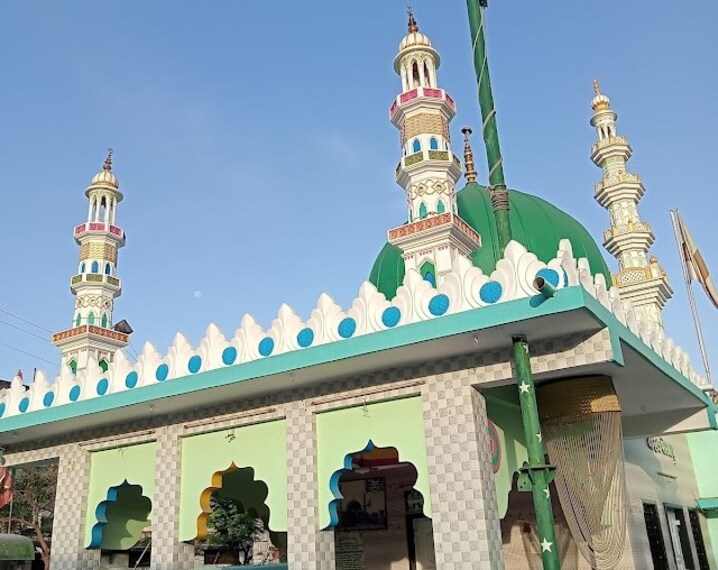 Hisar_Dargah_char_qutab_3