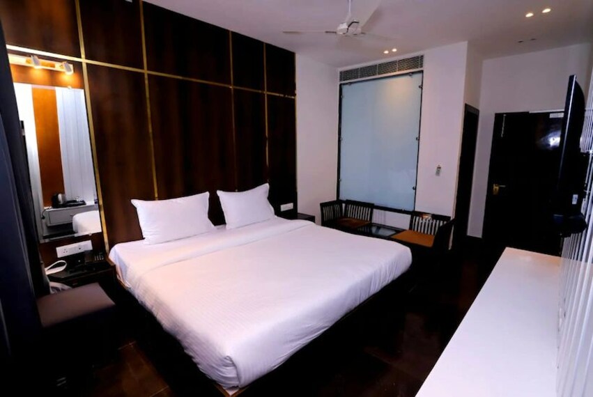 Hisar_Hotel_the_icon_1