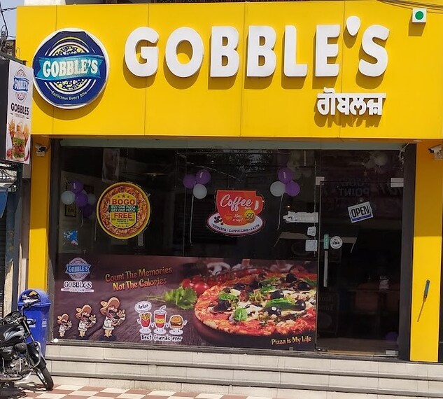 Hoshiarpur_Gobble_s_cafe_1