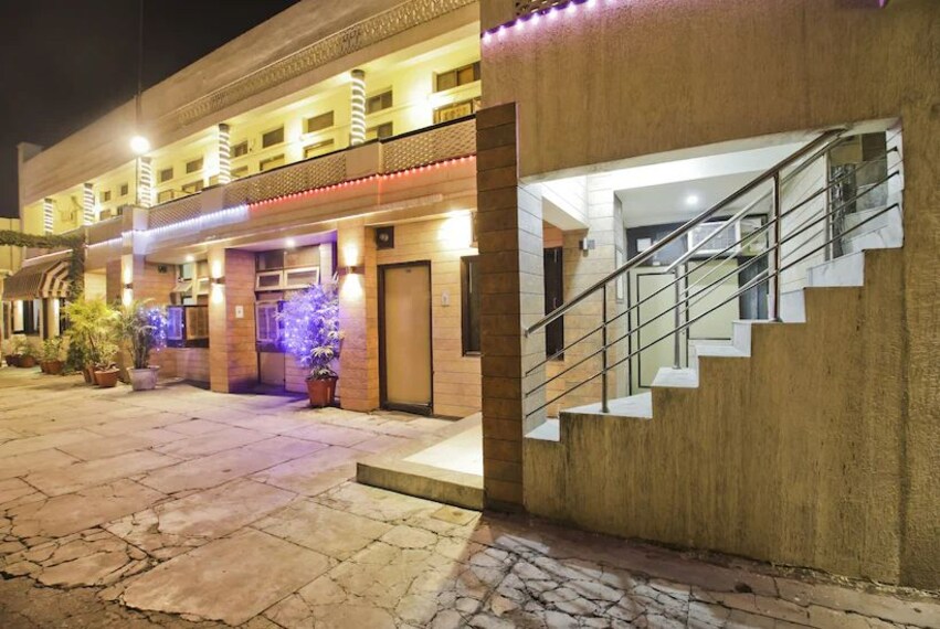 Hoshiarpur_Hotel_palace_3