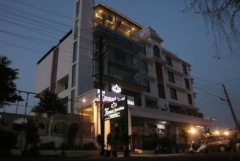 Kamal Paradise