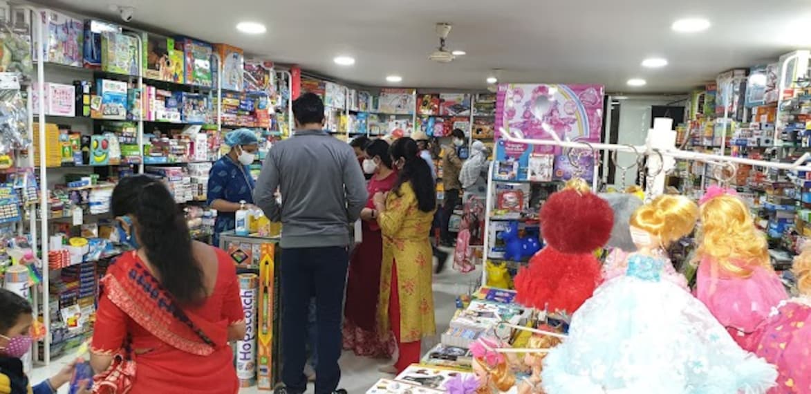 Jalgaon_Kutuhal_creativity_hub_shop_2