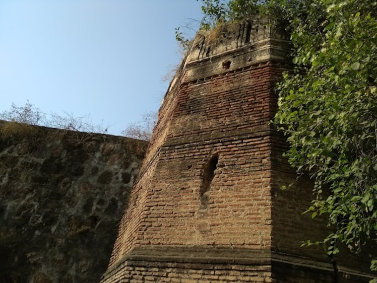 Jalgaon_Parola_fort_2