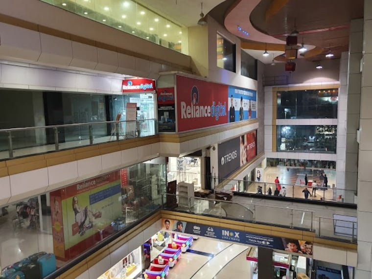 Jamnagar_Crystal_mall_1