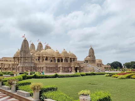 Swaminarayan Temple Near Jamnagar