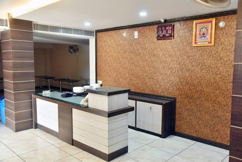 Jhunjhunu_Hotel_mid_town_3