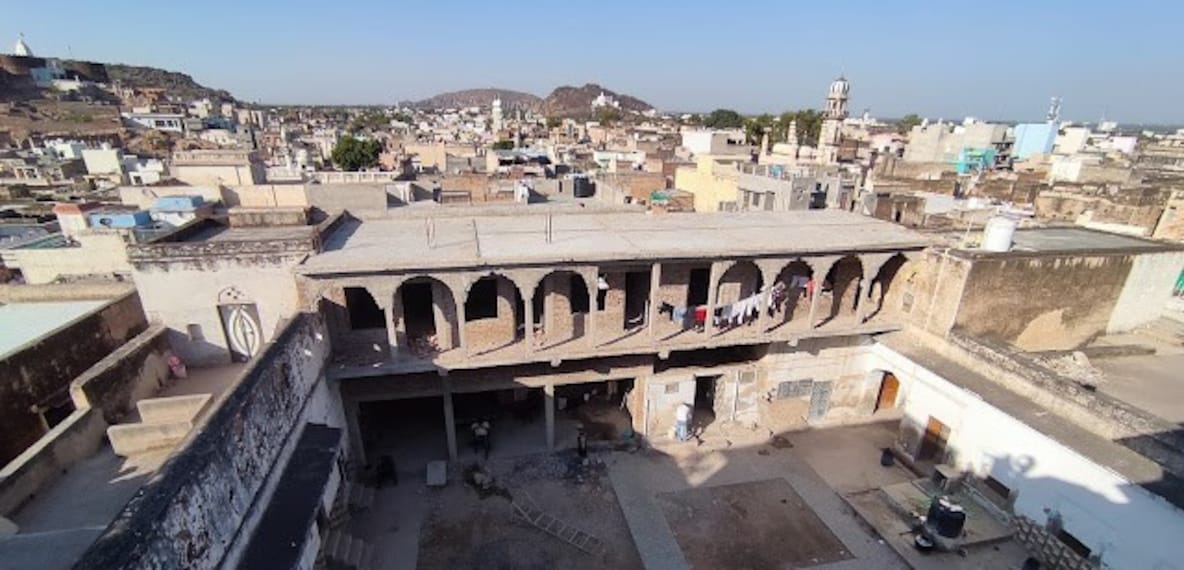 Jhunjhunu_Khetri_mahal_2