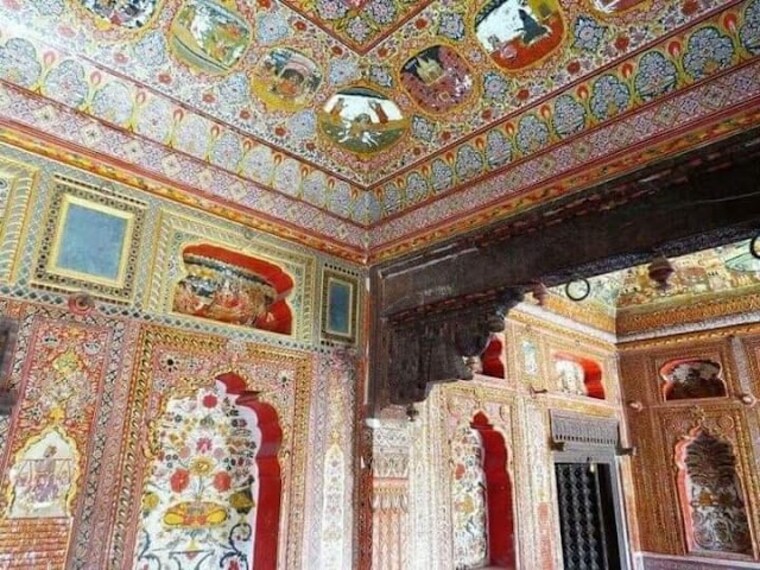 Jhunjhunu_Sone_chandi_ki_haveli_1