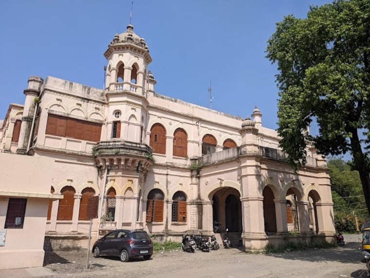 Junagadh_Darbar_hall_museum_2