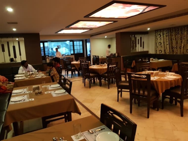 Kakinada_Haveli_restaurant_2