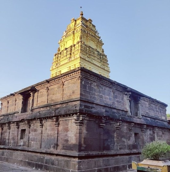 Kakinada_Kumararama_bheemeshwara_swamy_temple_1