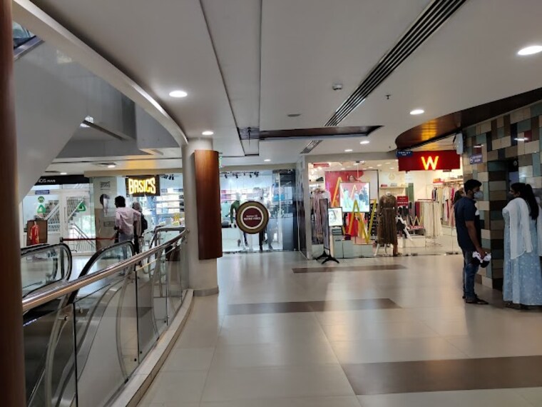 Kannur_Capitol_mall-2