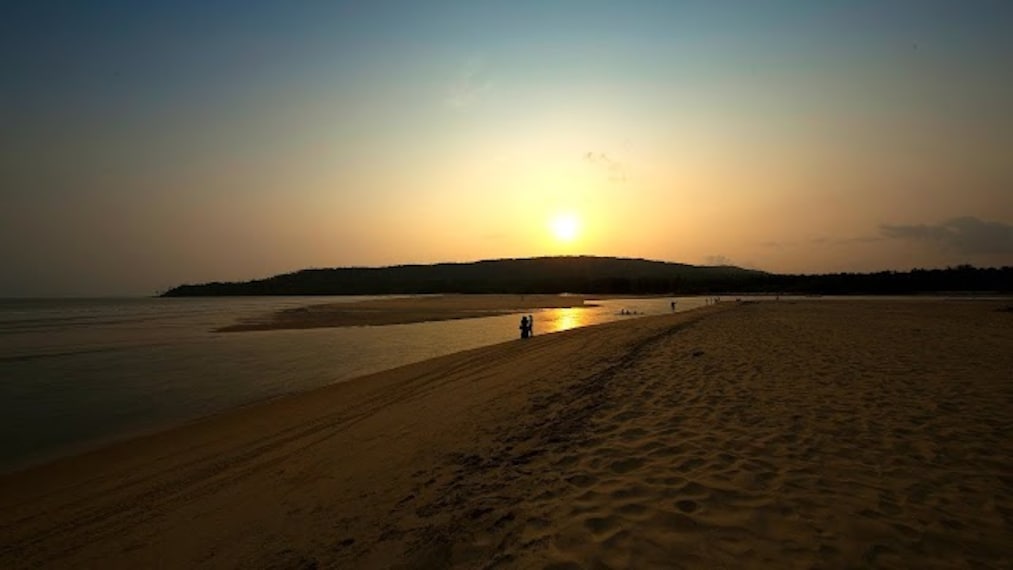 Kannur_Choottada_beach_1