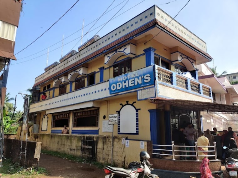 Kannur_Hotel_odhens_3