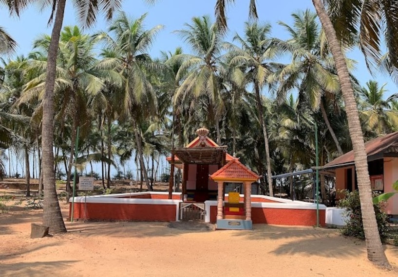 Kannur_Kavvayi_backwaters_4