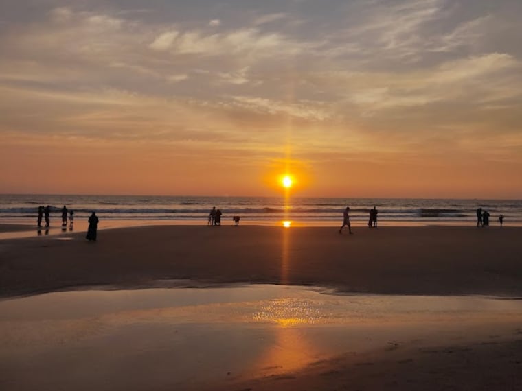 Kannur_Payyambalam_beach_4