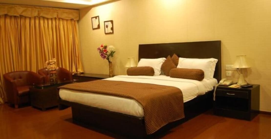Karimnagar_Hotel_swetha_2