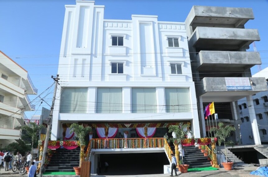 Karimnagar_Hotel_v_park_1