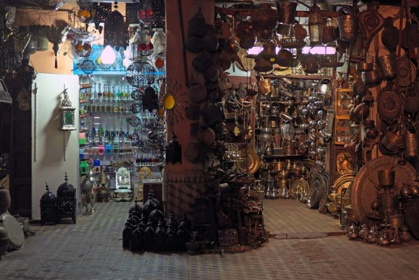 Khajuraho_Rajnagar_shopping_area_1