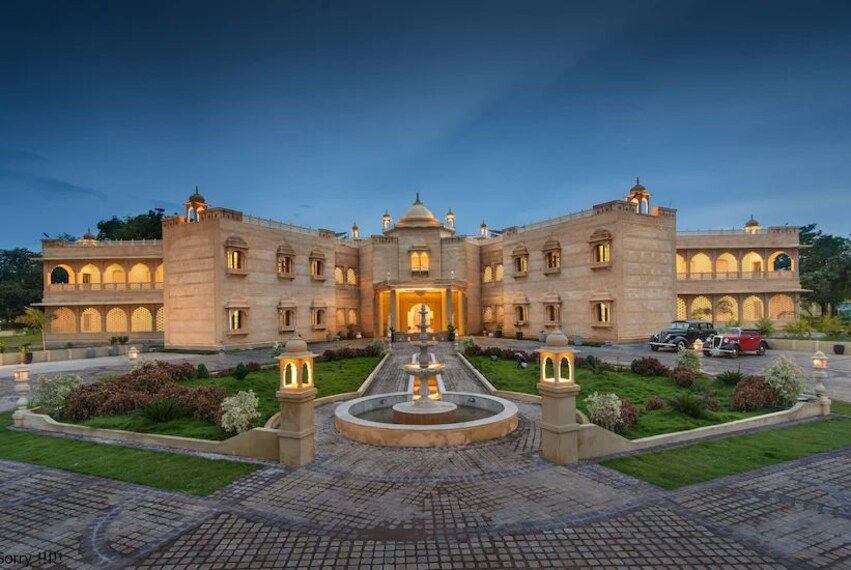 Khajuraho_Syna_heritage_hotel_1