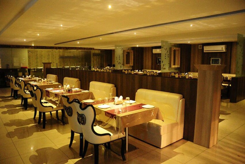 Khammam_Hotel_kaveri_1