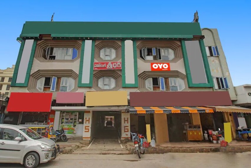 Khammam_Hotel_sridhar_1