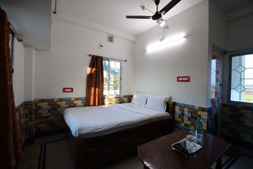 Kharagpur_Golden_iris_inn_2