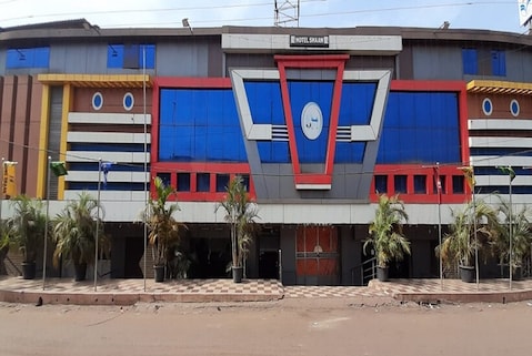 Shaan Hotel Kharagpur